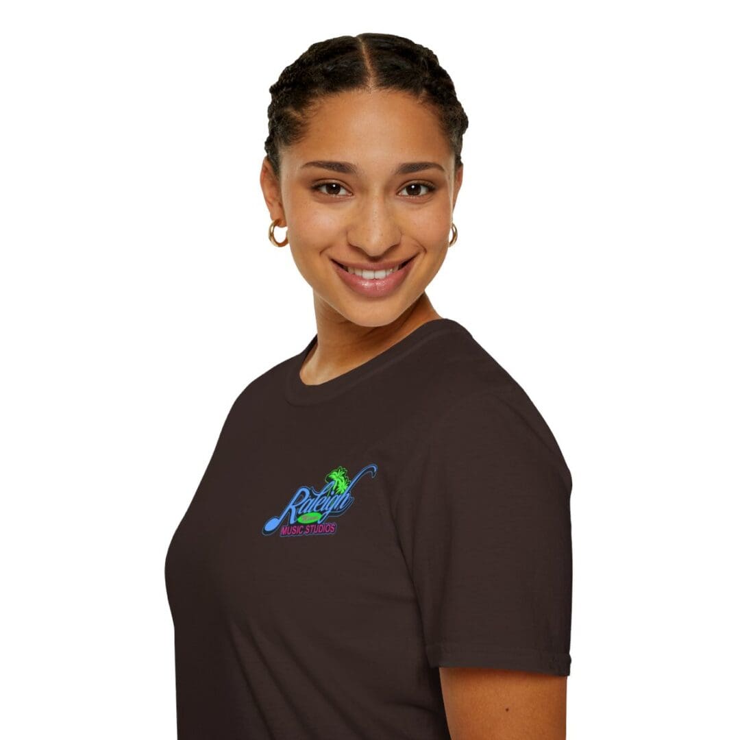 Woman in dark brown Raleigh Music Studios tee.